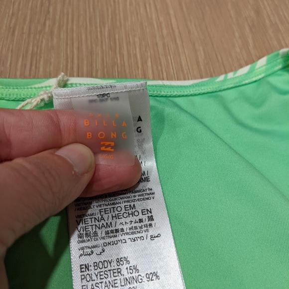 Billabong one piece swimsuit - Picture 5 of 11